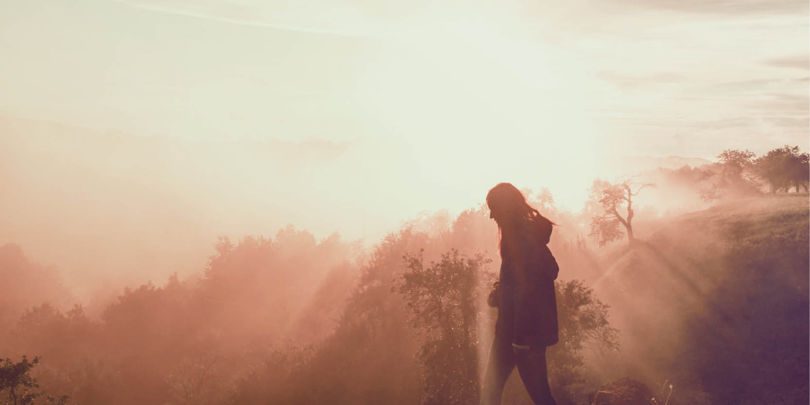 foto van vrouw in de natuur